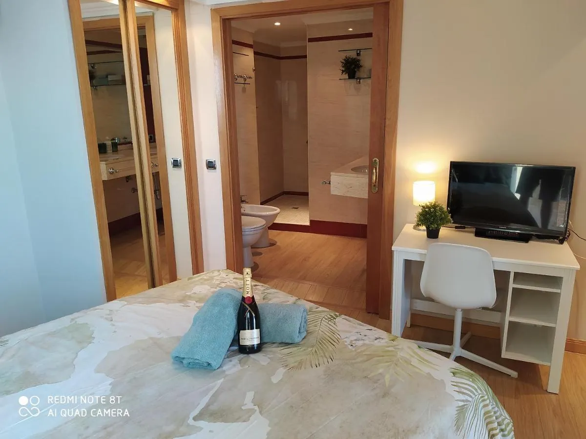Apartamento Primera Línea de playa en la Malagueta Málaga España