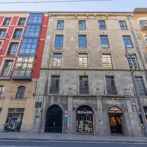  Apartment Amplio Y Elegante En Casco Viejo Con Parking Spain